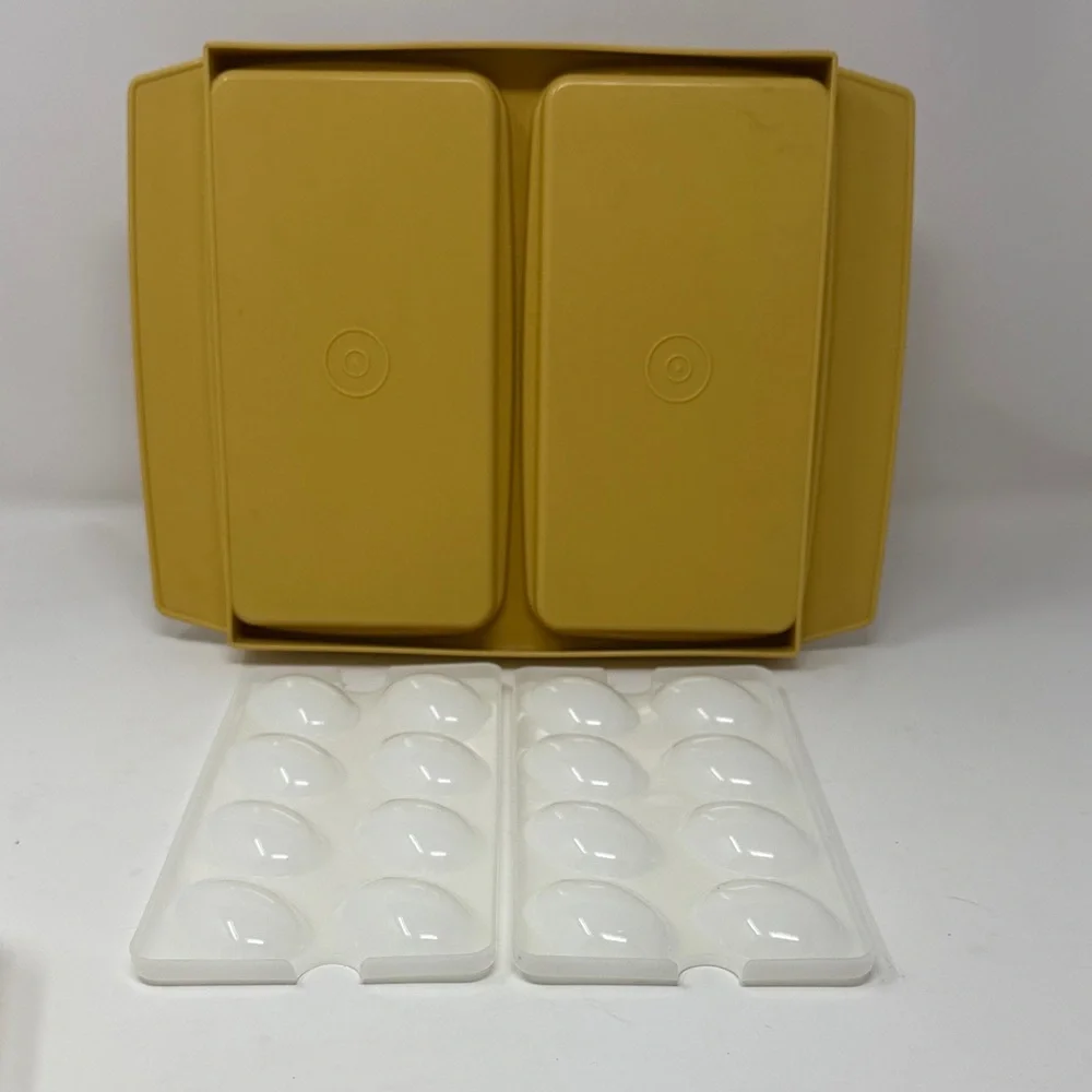 Vintage Tupperware 4-piece Deviled Egg Keeper In Harvest Gold